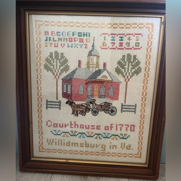 Vintage Cross Stitch Williamsburg Virginia Courthouse - Picture 1 of 7